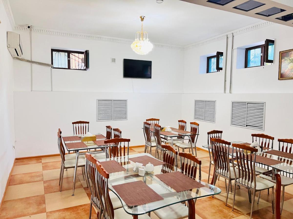 דושאנבה Alisher Hotel מראה חיצוני תמונה